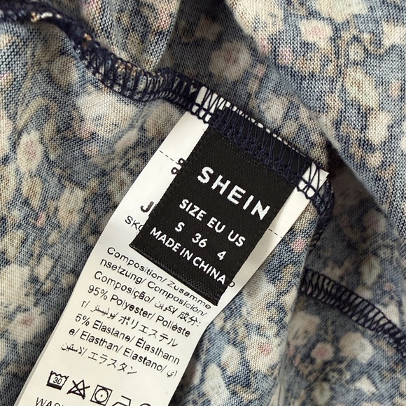 SHEIN Navy and Tan Floral Blouse - Picture 2 of 4